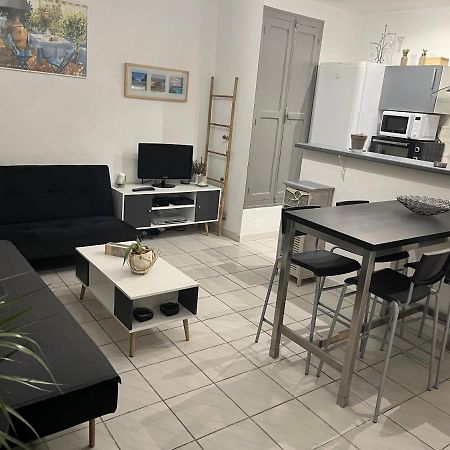 T2 Avec Terrasse, Clim , Box Fibre Apartamento Vedène Exterior foto