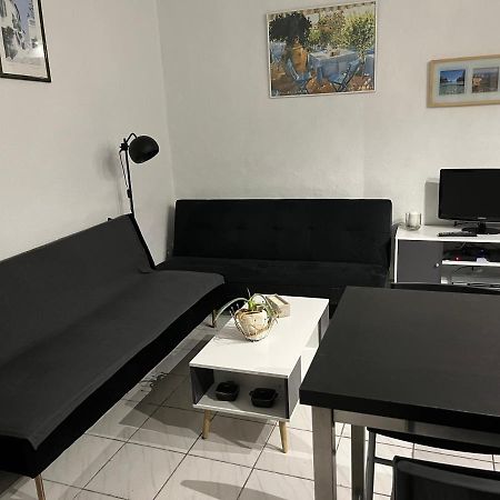 T2 Avec Terrasse, Clim , Box Fibre Apartamento Vedène Exterior foto