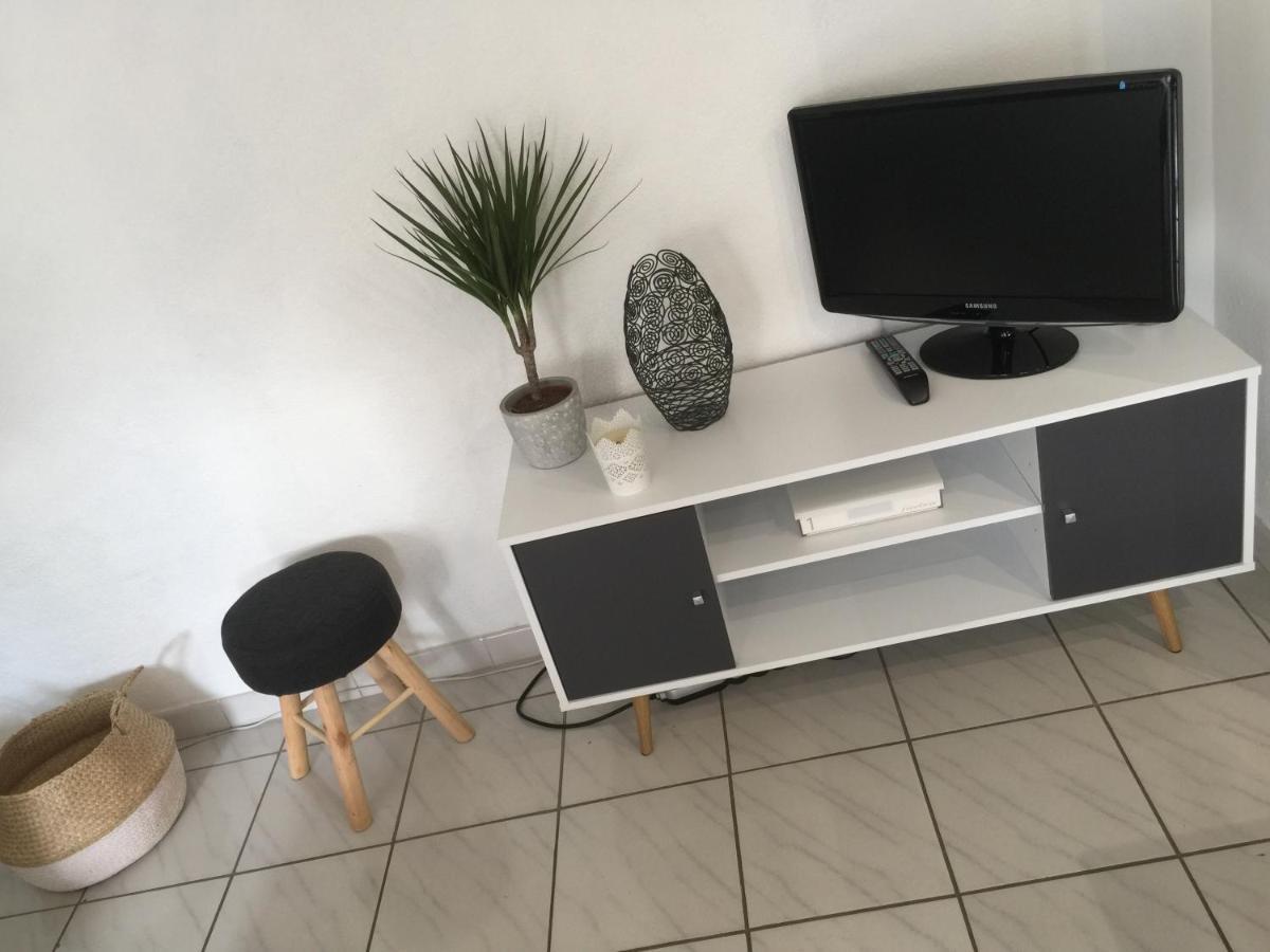 T2 Avec Terrasse, Clim , Box Fibre Apartamento Vedène Exterior foto