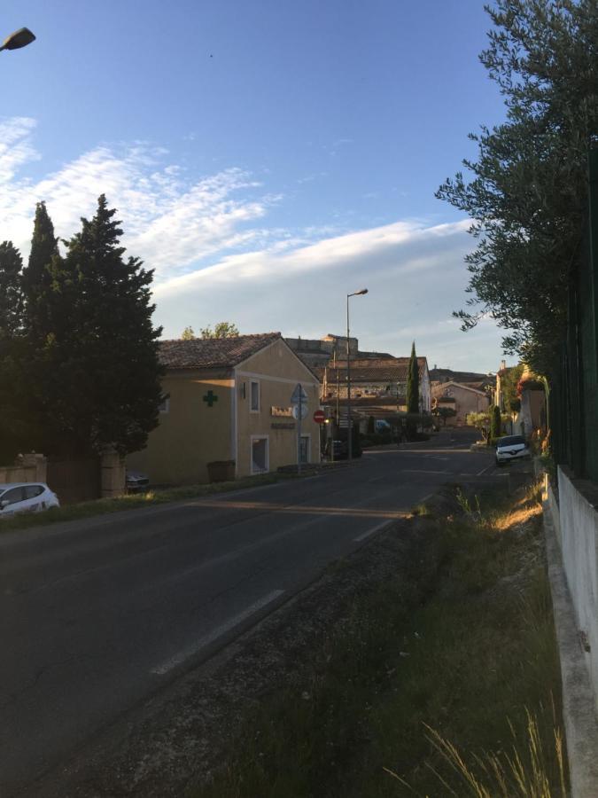 T2 Avec Terrasse, Clim , Box Fibre Apartamento Vedène Exterior foto